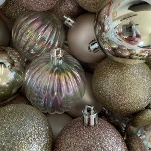 Elegant Gold and Pink Champagne Holiday Ornaments
